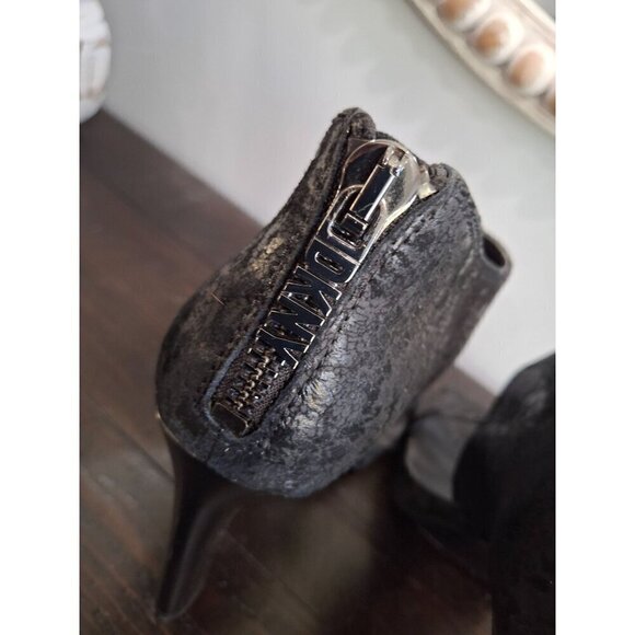 EUC DKNY Women's Black Leather Dava Ankle Strap Cuff Dress Sandals/Sz. 9.5M - Picture 7 of 12